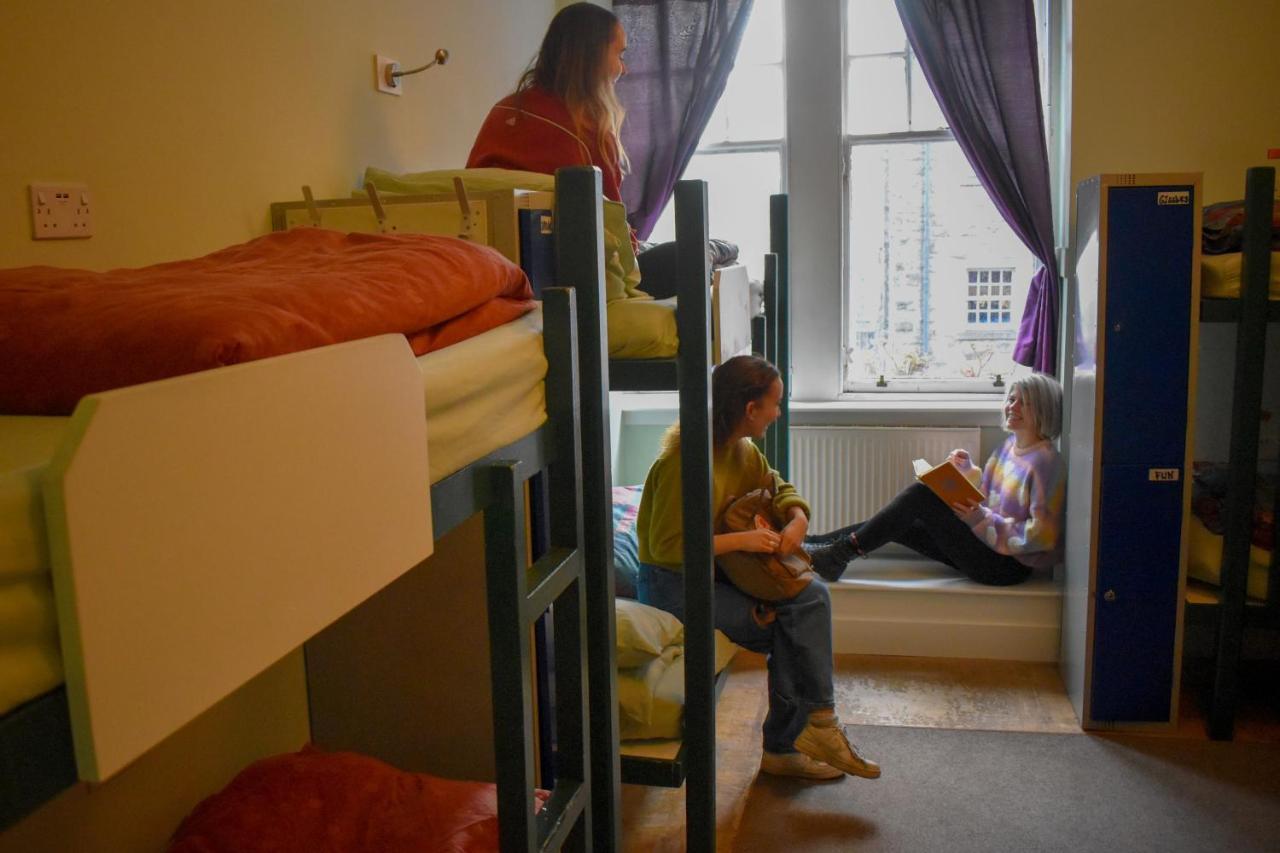 Royal Mile Backpackers Hostel Единбург Екстериор снимка